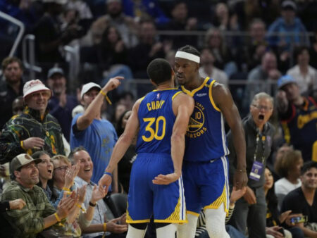 El enigma de los Golden State Warriors: ¿Por qué son el único equipo sin movimientos?