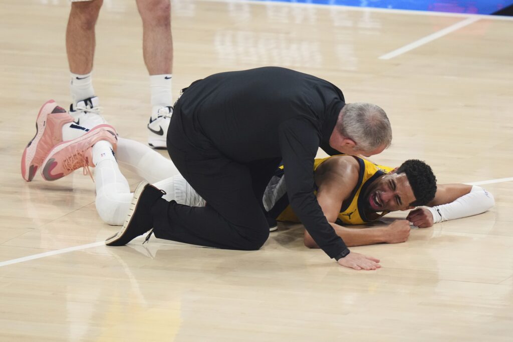 El drama de Indiana Pacers: Haliburton no jugará en la temporada 2025-26 1 El drama de Indiana Pacers: Haliburton no jugará en la temporada 2025-26 (AP Photo/Nate Billings)
