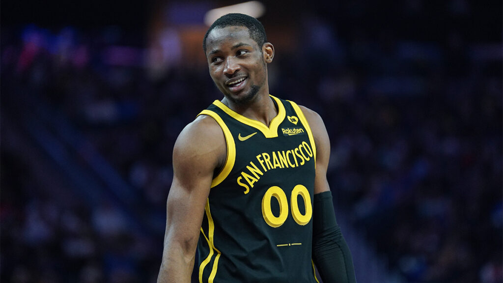 Jonathan Kuminga y su decisión: ¿Cuánto le ofrecieron los Golden State Warriors? 1 Jonathan Kuminga y su decisión: ¿Cuánto le ofrecieron los Golden State Warriors?