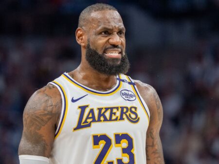 LeBron James habla sobre los rumores de su entrenamiento en Cleveland