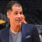 ¿Los Lakers fallan en la agencia libre o miran hacia 2027?