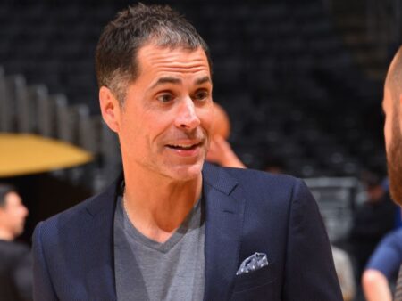 ¿Los Lakers fallan en la agencia libre o miran hacia 2027?