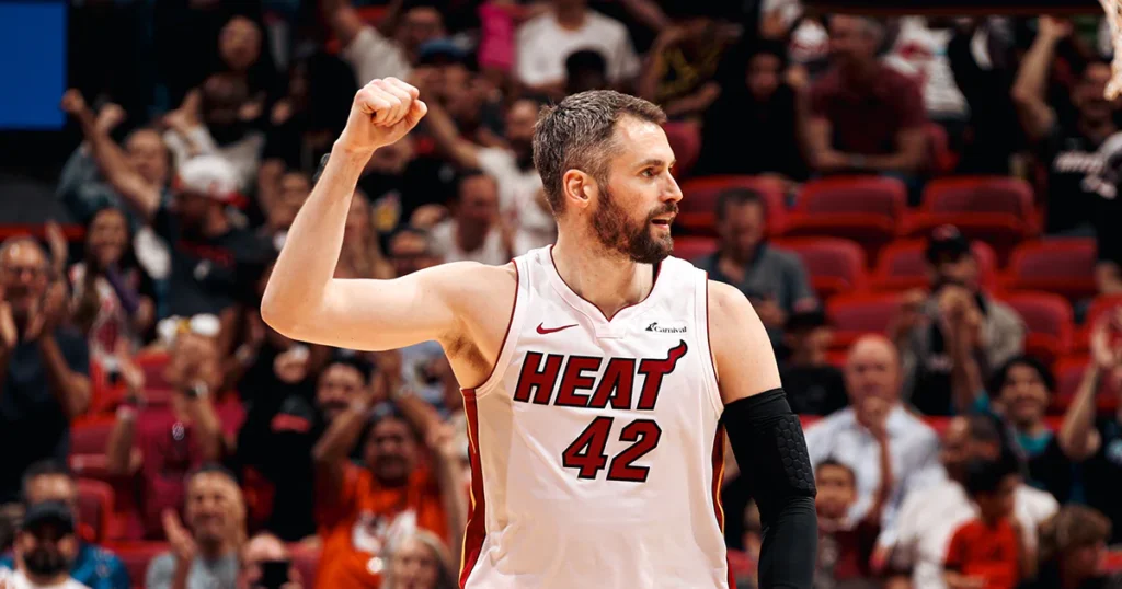 ¿A qué equipo llevará su talento Kevin Love? Los rumores NBA se intensifican 1 ¿A qué equipo llevará su talento Kevin Love? Los rumores NBA se intensifican
