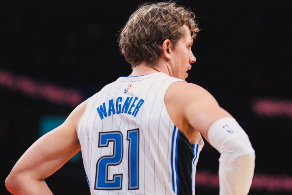 Mercado NBA: Orlando Magic apuesta por su gigante para la próxima temporada 1 Mercado NBA: Orlando Magic apuesta por su gigante para la próxima temporada