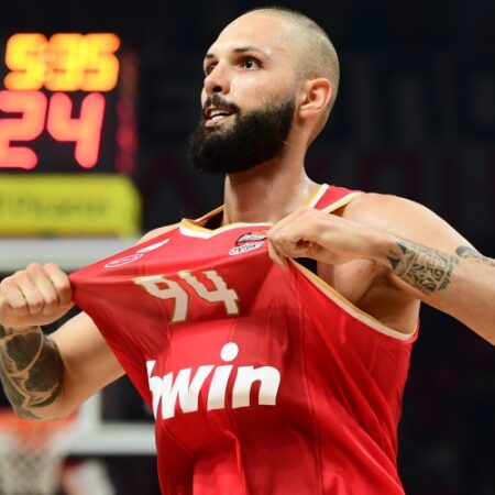 Renovación estelar en Olympiacos: El crack que seguirá brillando en la Euroliga