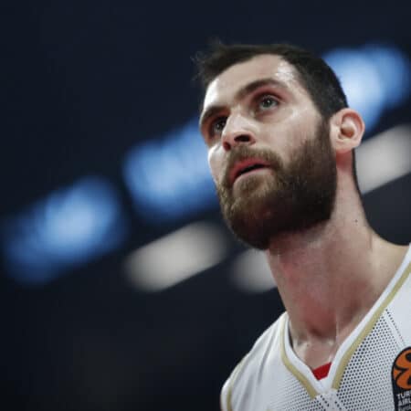 ¿Anadolu Efes al trono? El fichaje estelar que activa la Euroliga