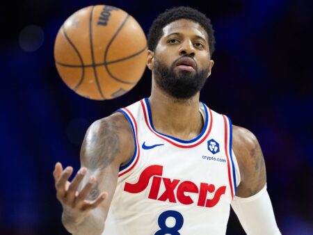 Paul George al quirófano ¿Llegará al inicio de la NBA 2025-26?